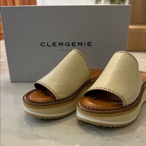Robert Clergerie Cream Slide Sandals